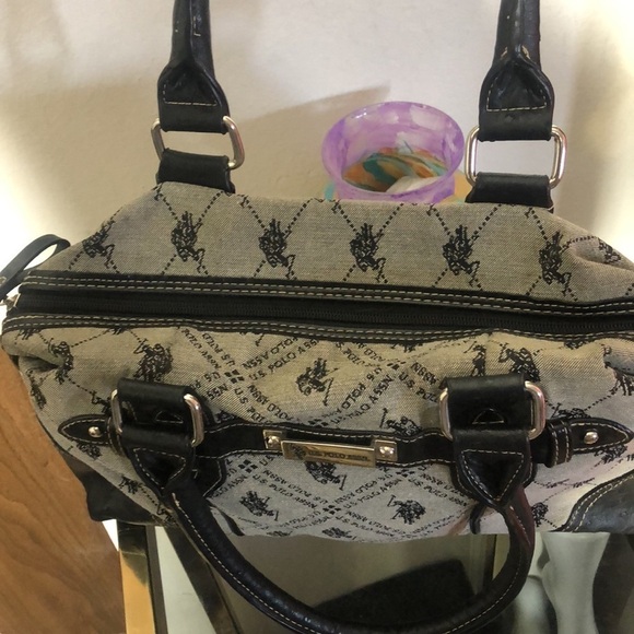 U.S. Polo Assn. grey and black leather hand bag - Picture 5 of 10
